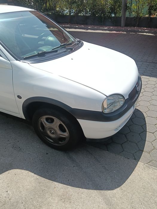 Opel Corsa comercial