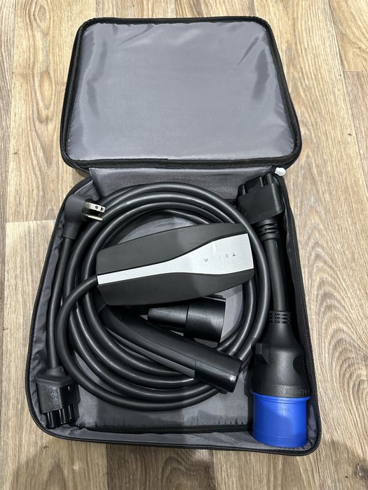 Зарядка  Tesla Mobile Connector gen 2, , USA