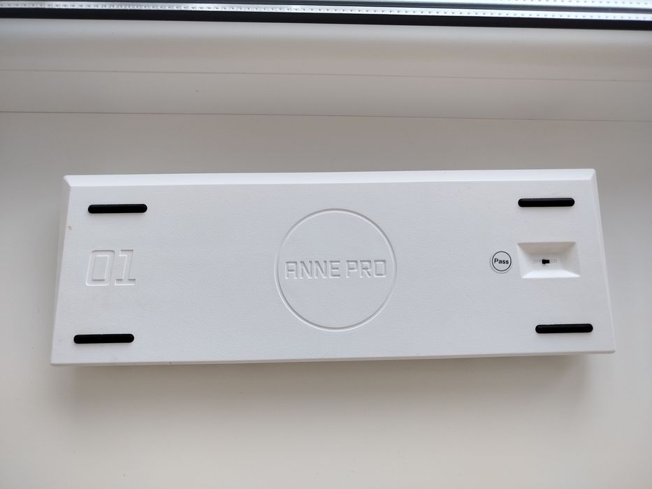 Клавіатура Anne pro 2