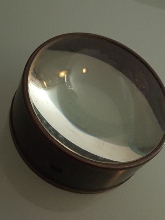 Antiga  - Lente condensadora/ Lupa marítima /lente de lanterna mágica / projector vitoriano / Pisapapeis de leitura