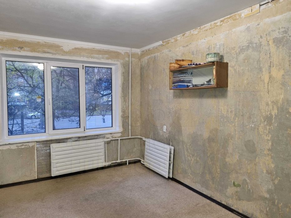 1 кімн кв-ра 33м2 з частковим ремонтом в 9ти поверхівці вул Соборності