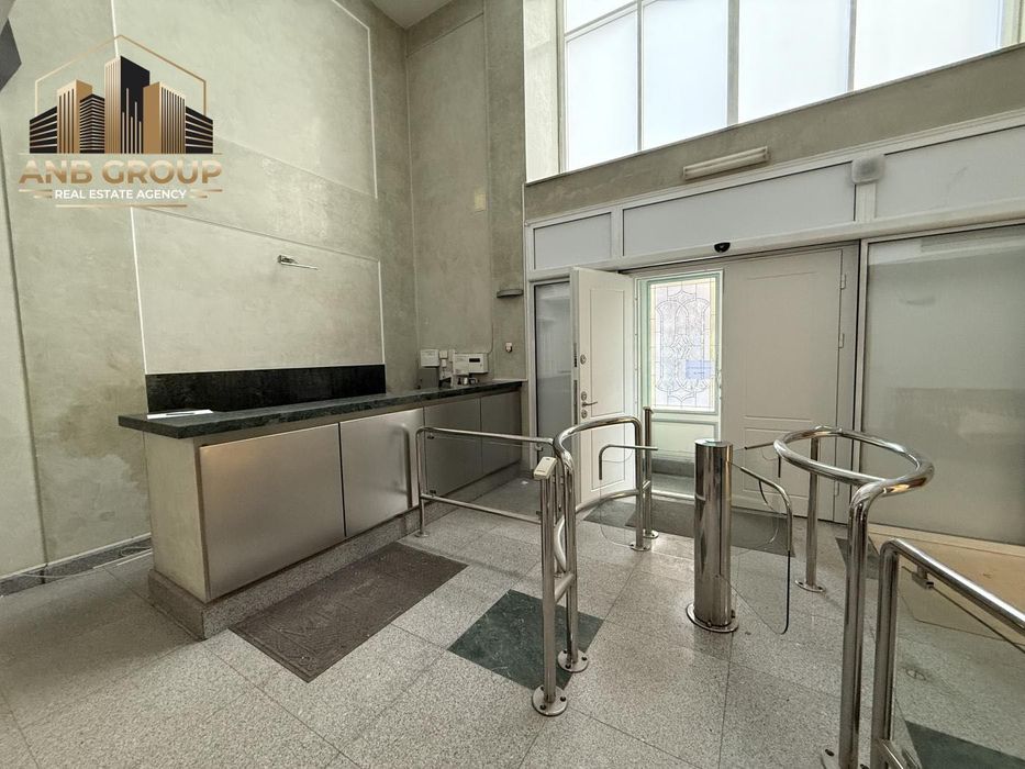 Без% Аренда целого здания на Печерске 1860м2, ул.Тютюнныка