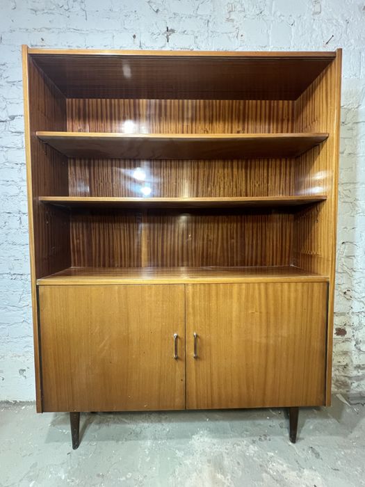 Piękna duża biblioteczka jasna prl vintage retro