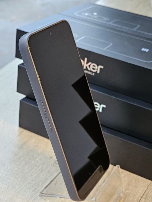 Смартфон Android  Solana Seeker Black 8/128 GB ідеальний стан 10/10