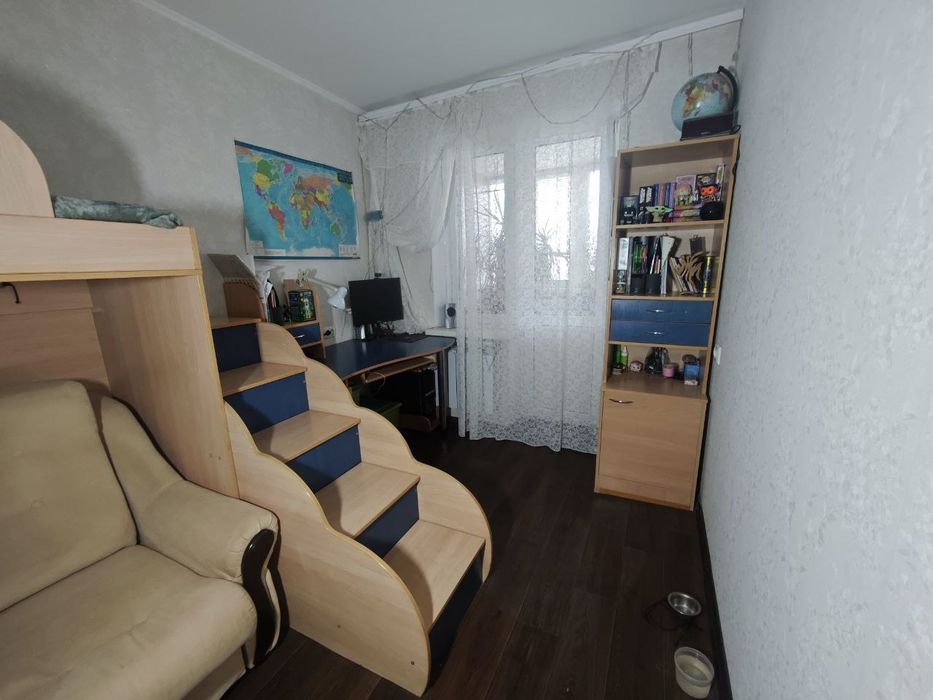 Продам детскую 2-х этажную спальню