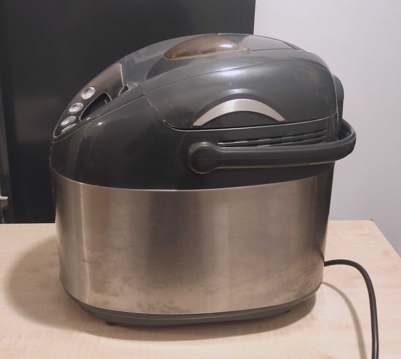 Automat do chleba Clatronic + książka