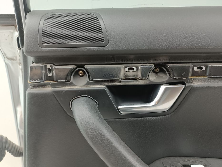 Porta Traseira Direita - AUDI A4 Avant (8E5, B6) | 00 - 05