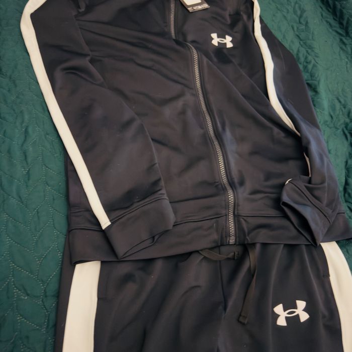 Under Armour Dres Męski UA EMEA  – Czarny – Regular Fit – NOWY