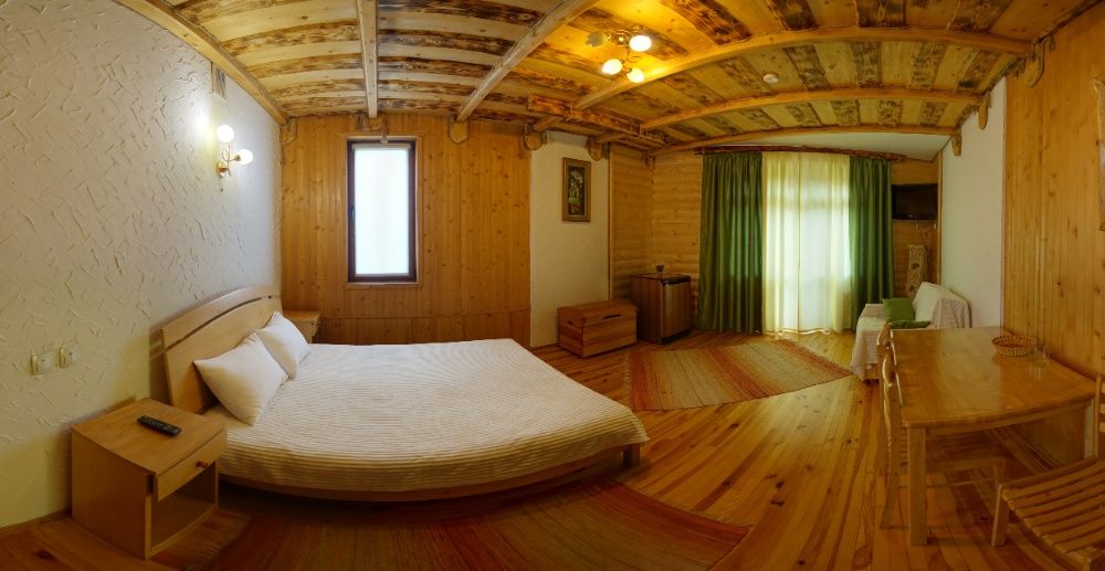 Готель в Карпатах зі сніданками/ Зняти житло подобово Буковель