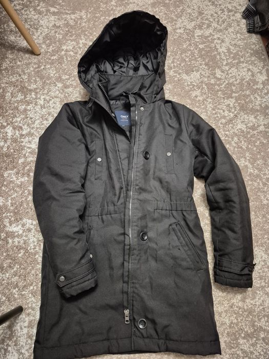 Весняно-осіння жіноча парка