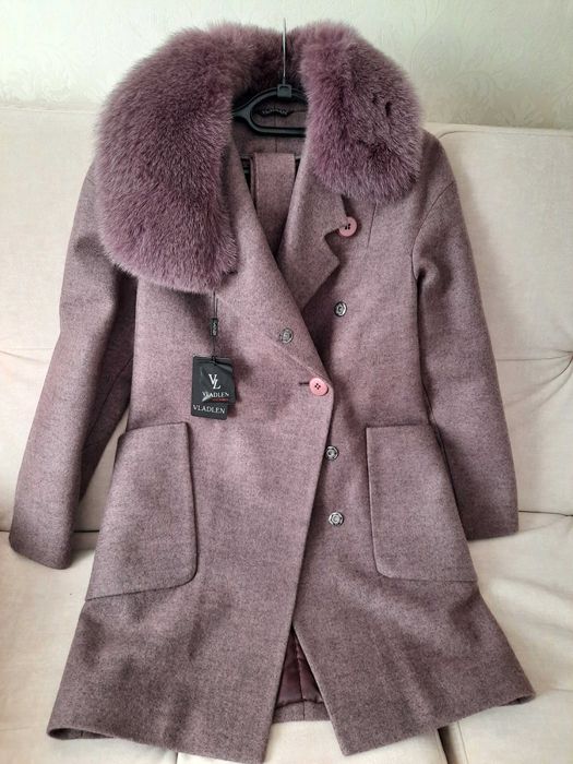 Пальто з натуральним хутром