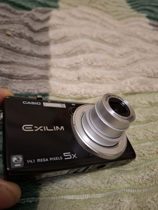 Фотоапарат CASIO EX-Z680