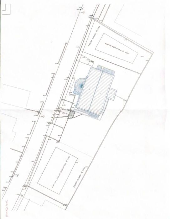 Prédio em Esgueira de 520,00 m2