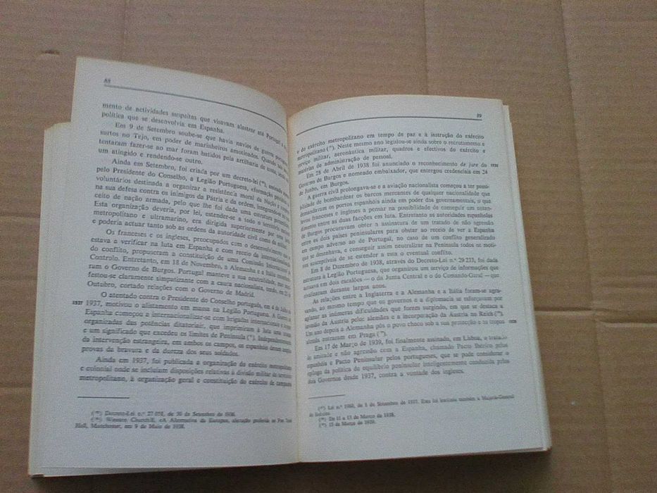 As informações em Portugal