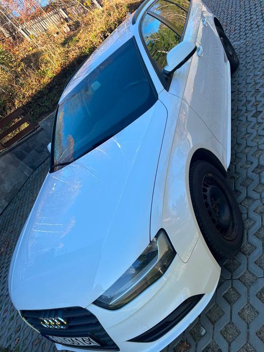Sprzedam Audi A4 B8