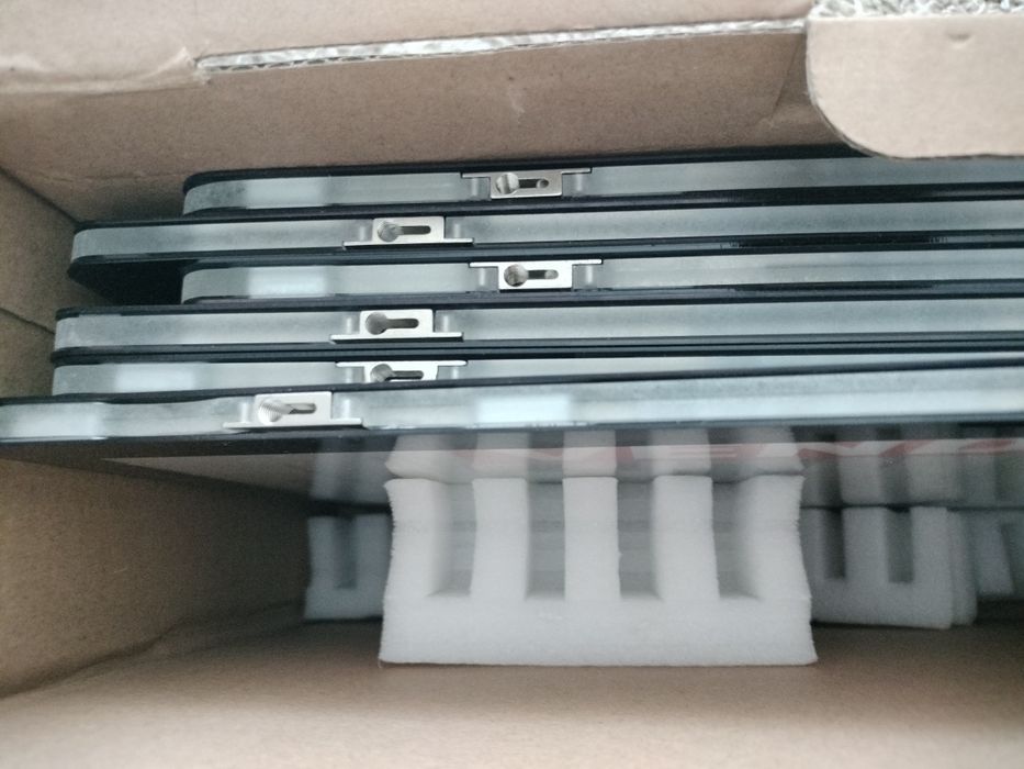 Vitrinemedia placas novas