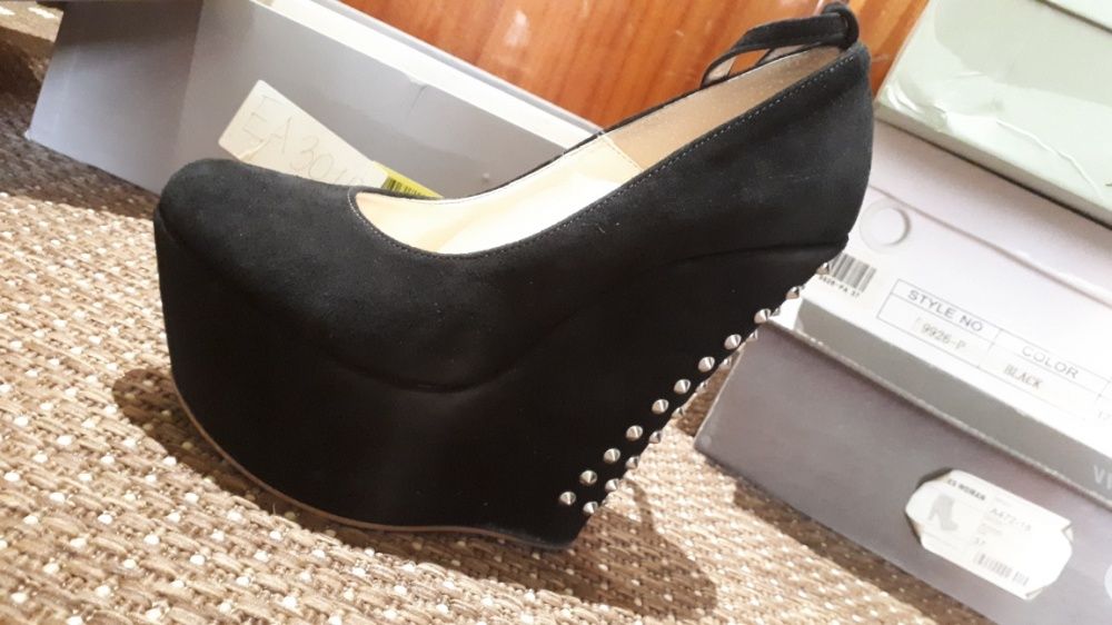 Włoskie buty na koturnie Mai Piu Senza