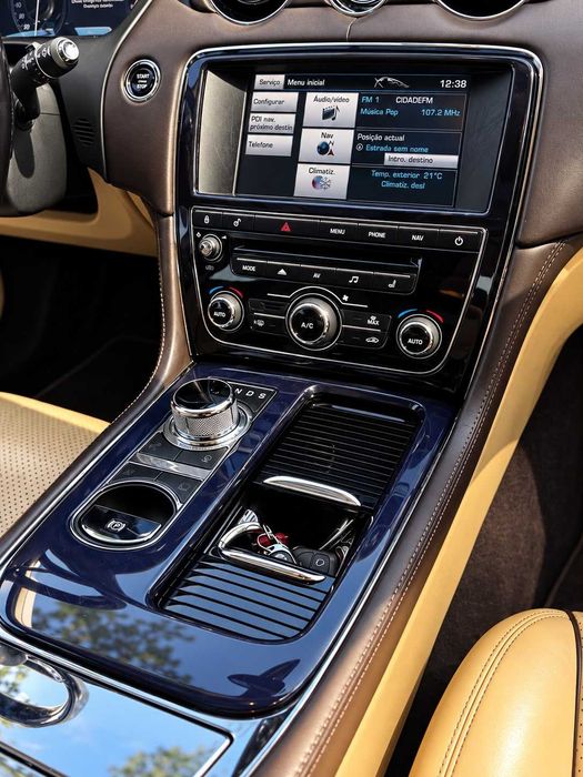 Jaguar XJ 3.0d V6 275cv | 2012 | 105.000 km