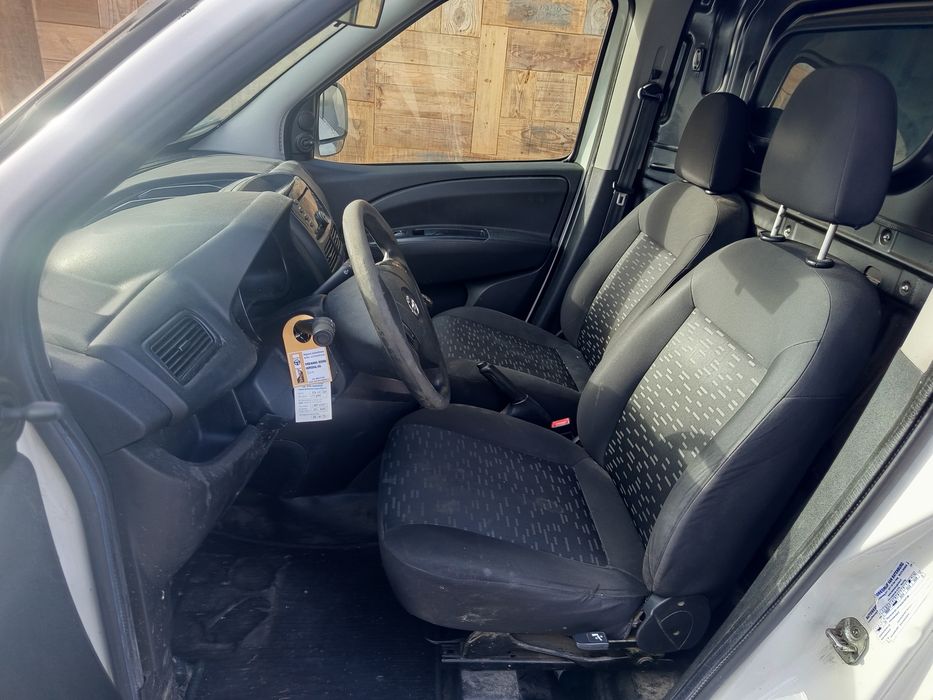 Opel Combo 1.3 Eco Flex, apenas 143 000km 1 dono