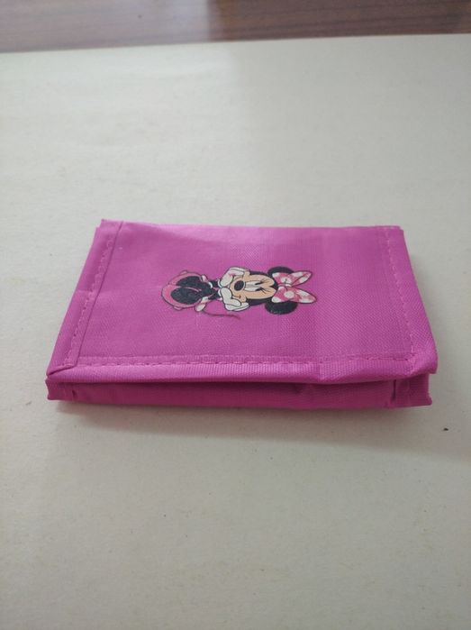 Carteira de menina