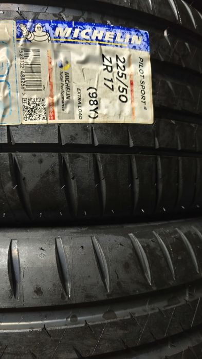 Pneus  225/50/17