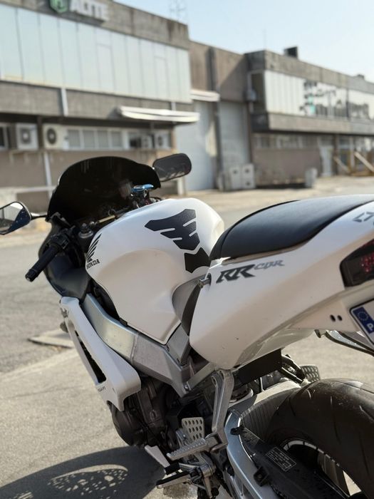 Cbr 900 rr com poucos klm