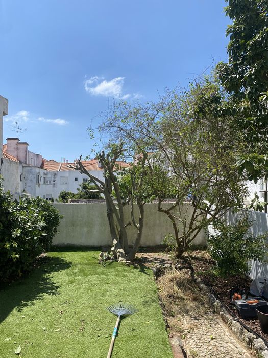 Serviço de jardinagem, limpeza de terrenos, poda de arvores