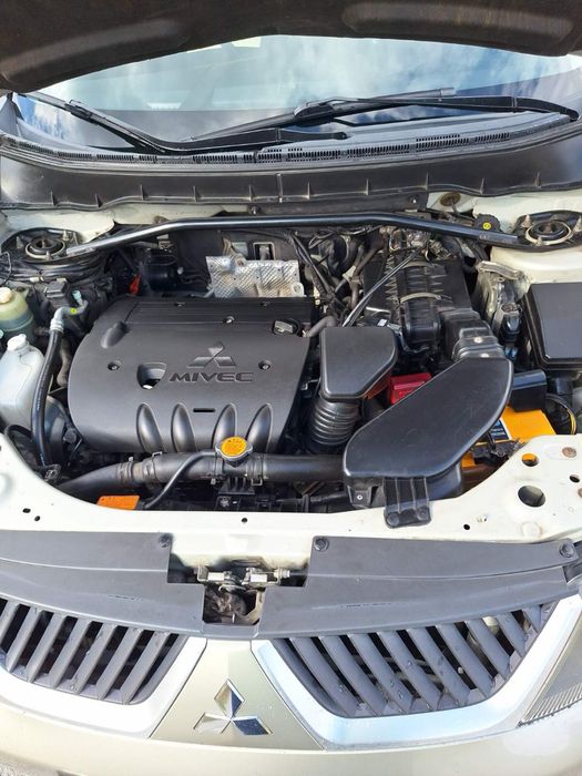 mitsubishi outlander 2008