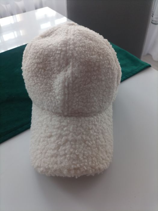 Okazja!Czapka Barwnej z Daszkiem Damska