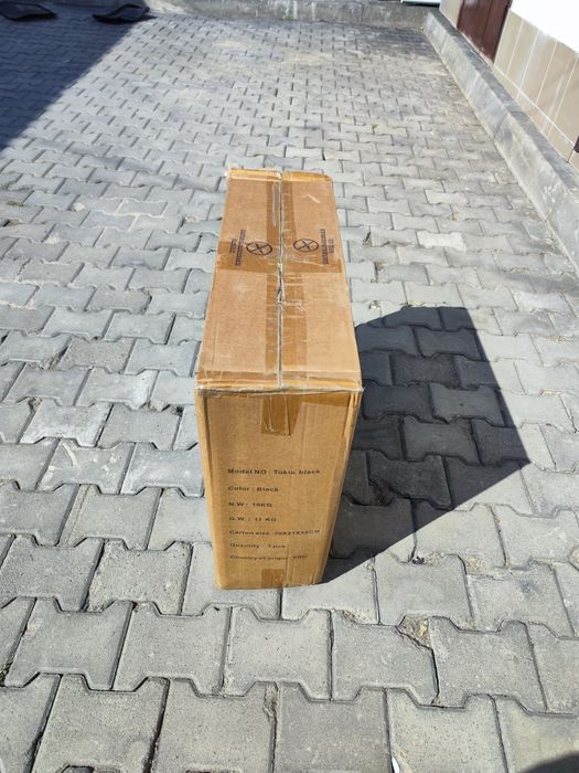 Коробки от кресел для хранения вещей и переездов .