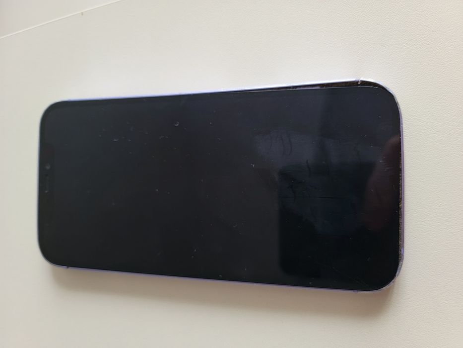 Iphone  12 icloud на запчастини