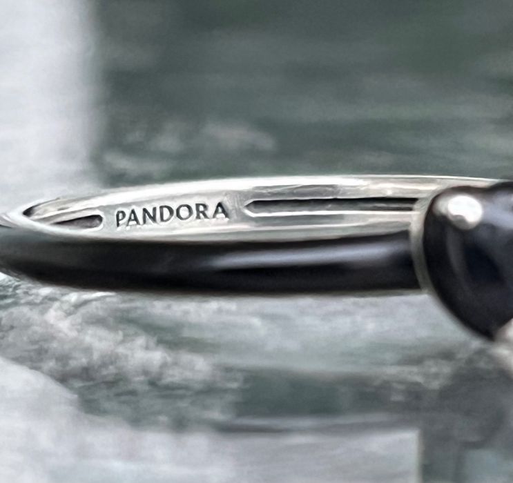 Pandora oryginał pierścionek r.18