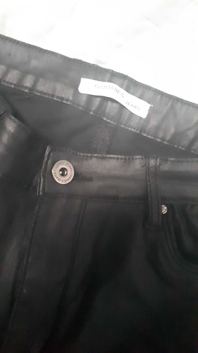 Spodnie woskowane czarne L