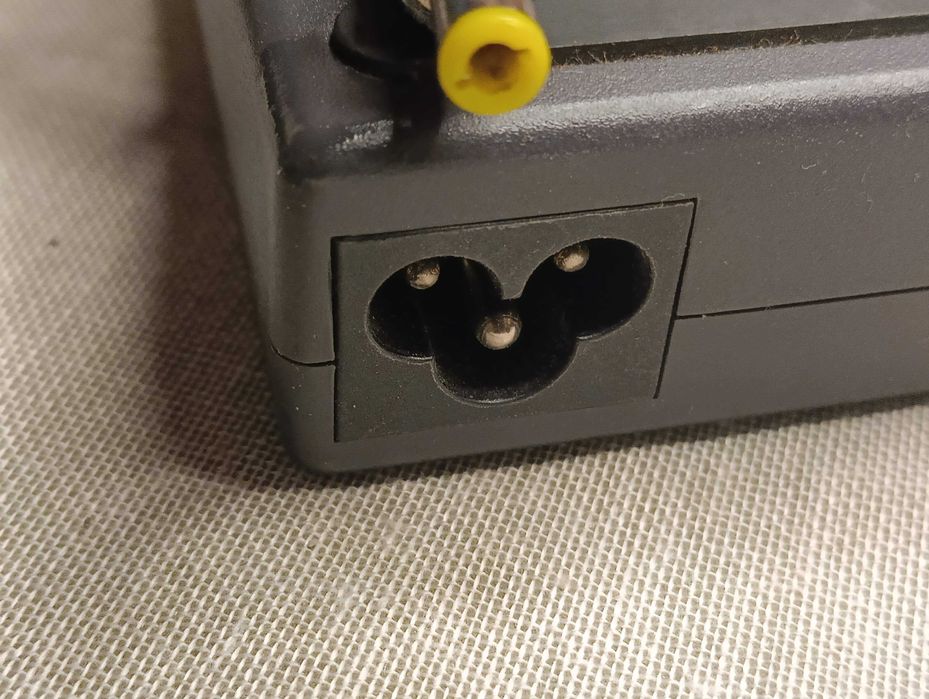 Блок живлення питания 20V 4.51A (5.5×2.5mm)