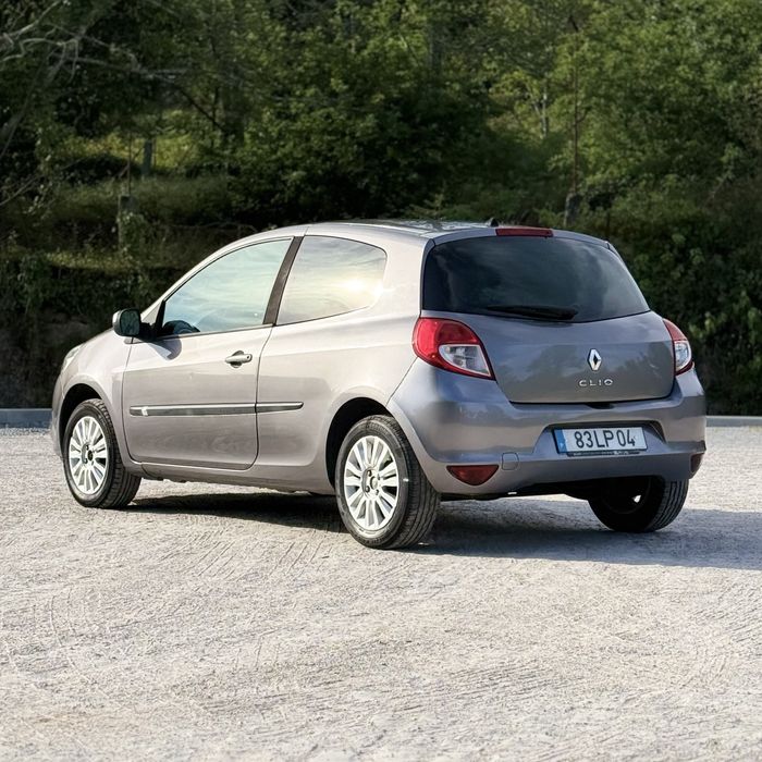 Renault Clio 1.2 100cv 2011  5 lugares