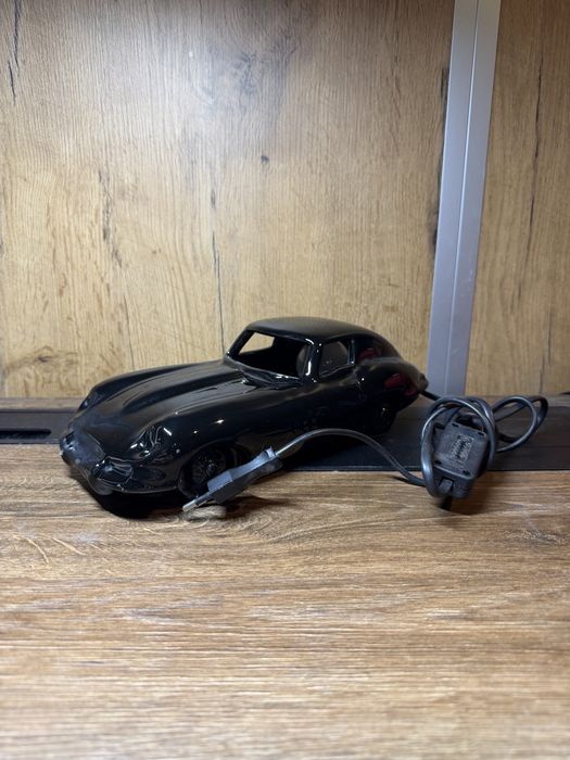 Vintage ceramiczna lampka biurkowa pokojowa czarny Jaguar E-Type