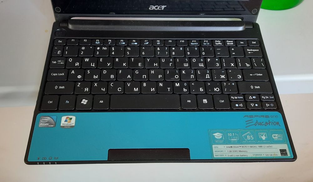 Нетбук ноутбук Acer aspire one Education