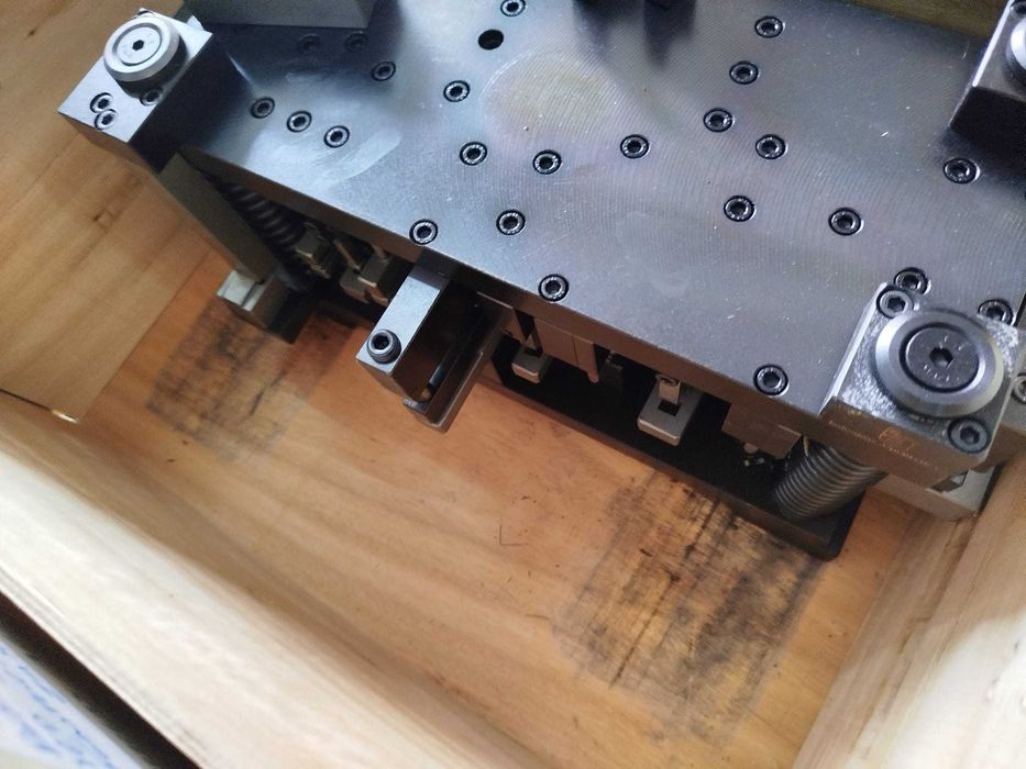 Cortante Para Perfil de Alumínio – Câmara Europeia