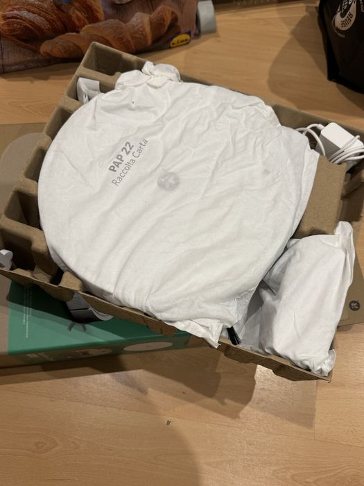 Aspirador Roomba Essential