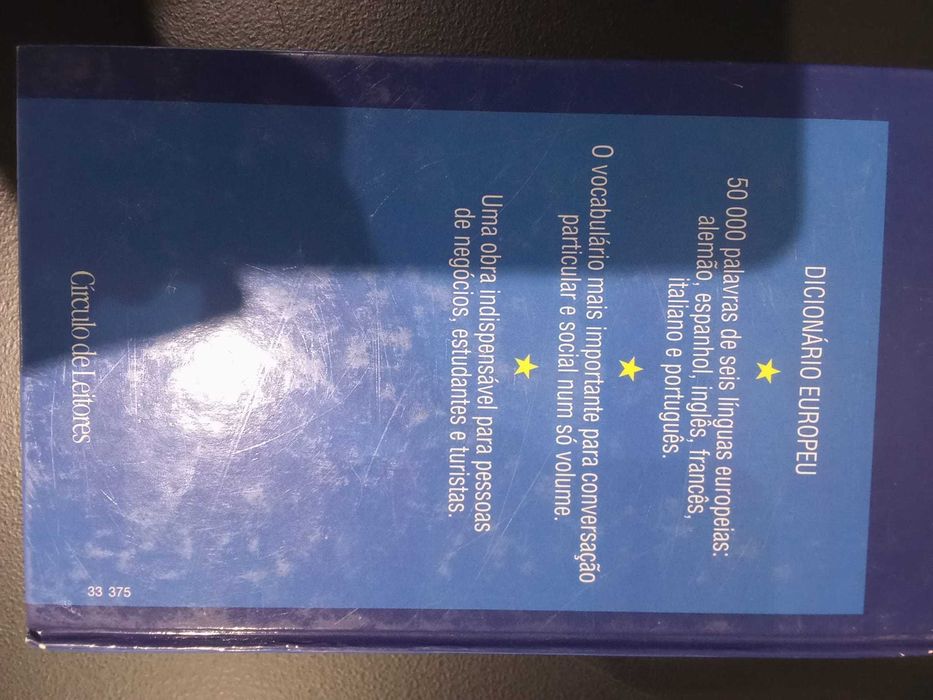 Dicionário em bom estado