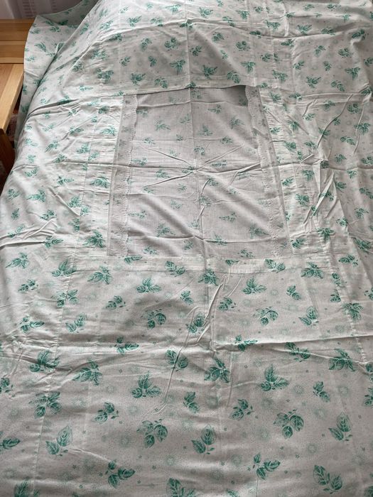 Продам підковдру 215*143.з вишиванкою.