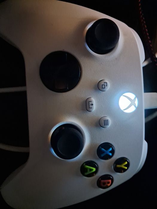 Xbox Series S  + comando, cabos e caixa – Como Nova, 6 Meses de Uso