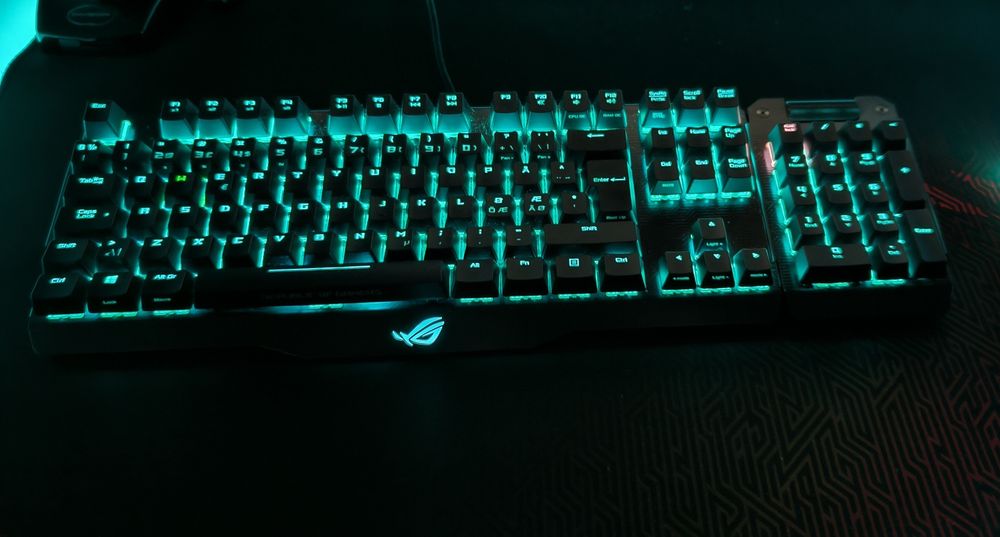 Klawiatura mechaniczna Asus ROG Claymore