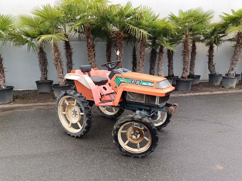 Traktorek KUBOTA XB