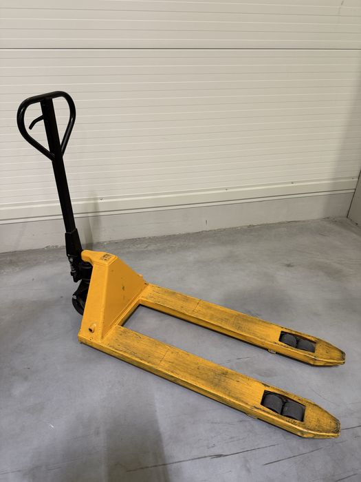 Wózek paletowy-paleciak do 2.5t