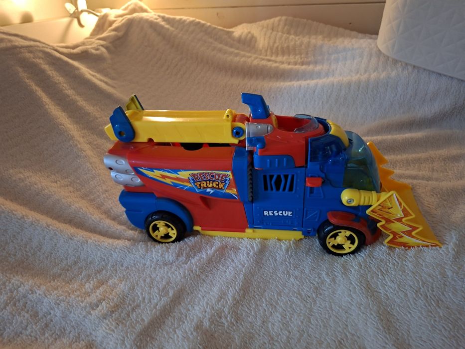 Ciężarówka Rescue Truck Super Things