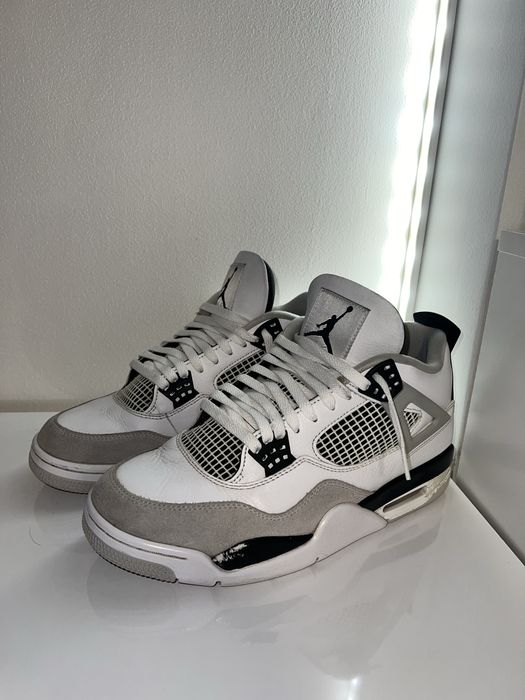 Jordan 4 Military Black
