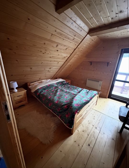 Dom wolnostojący z garażem w Czarnej Górze