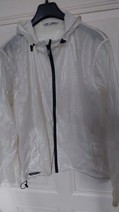 Kurtka przeciwdeszczowa biała