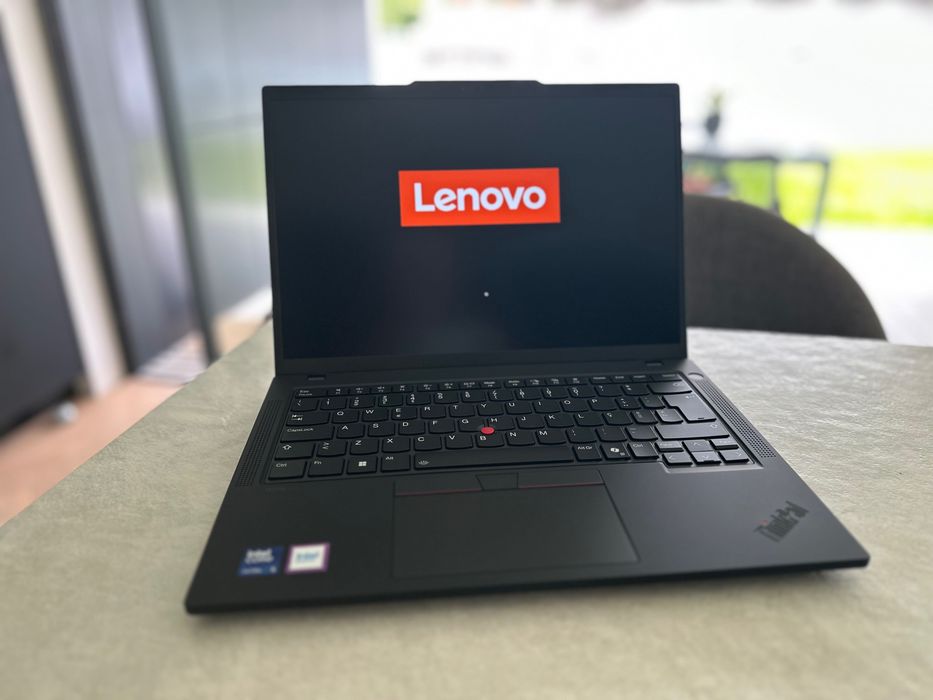 Lenovo Thinkpad T14 Gen5 - 32GB - 1TB - Novo
